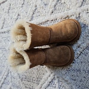 Little kids ugg Bailey boot sz 10
